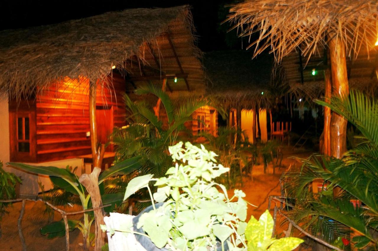 Garden Cottage Arugambay アルガムベイ エクステリア 写真